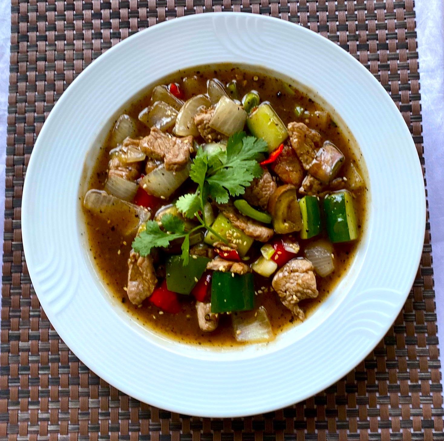 Black pepper beef